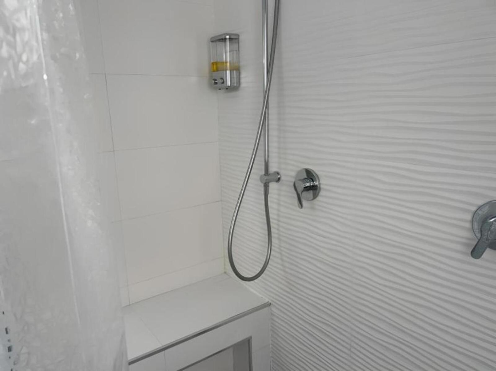 C5 Apartamento Lujo, Zona Exclusiva De Chamartin マドリード エクステリア 写真